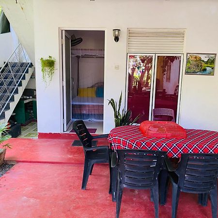 Little Mount Guest House Mirissa Exterior photo