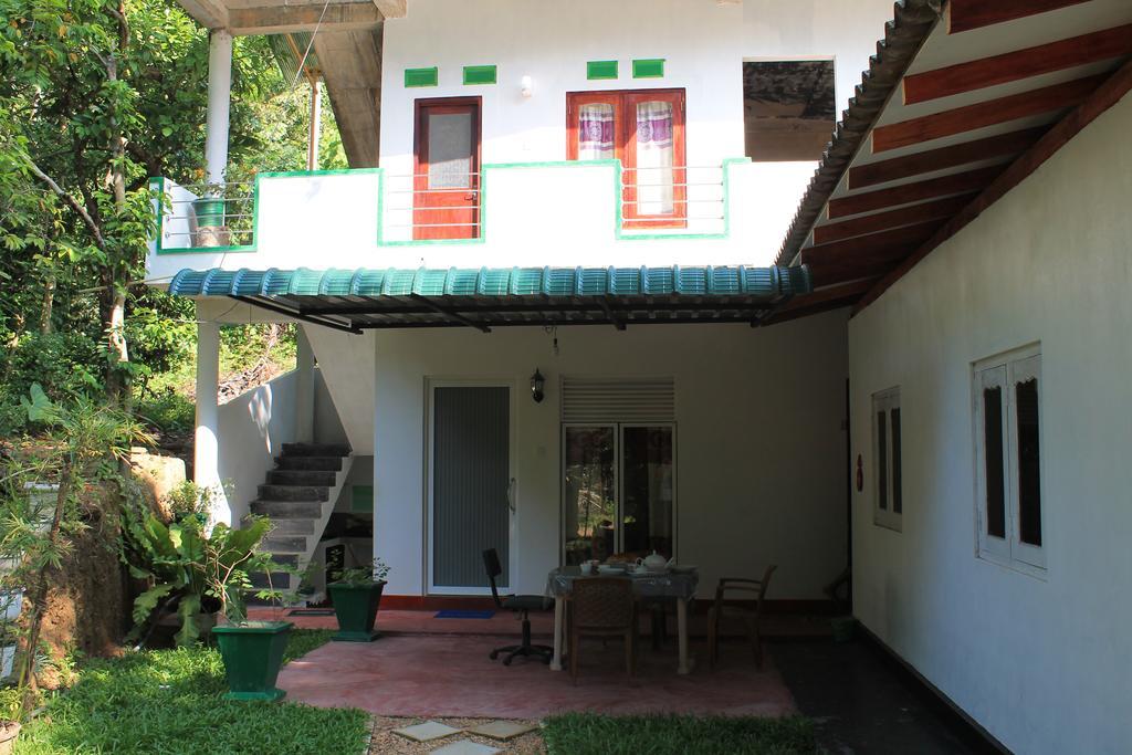 Little Mount Guest House Mirissa Exterior photo